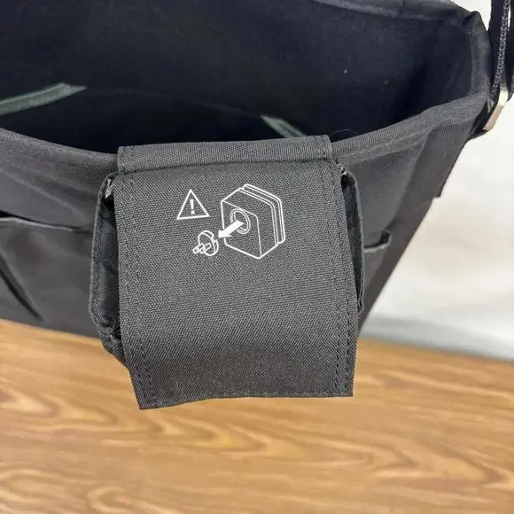 Bose SoundDock Portable Travel Bag Carrying Case ONLY and Shoulder Strap Black - Picture 3 of 13